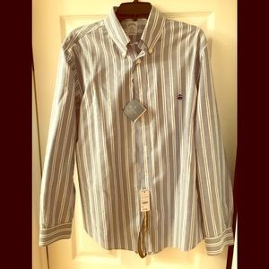 Brooks Brothers new wedge wood blue  LS shirt.